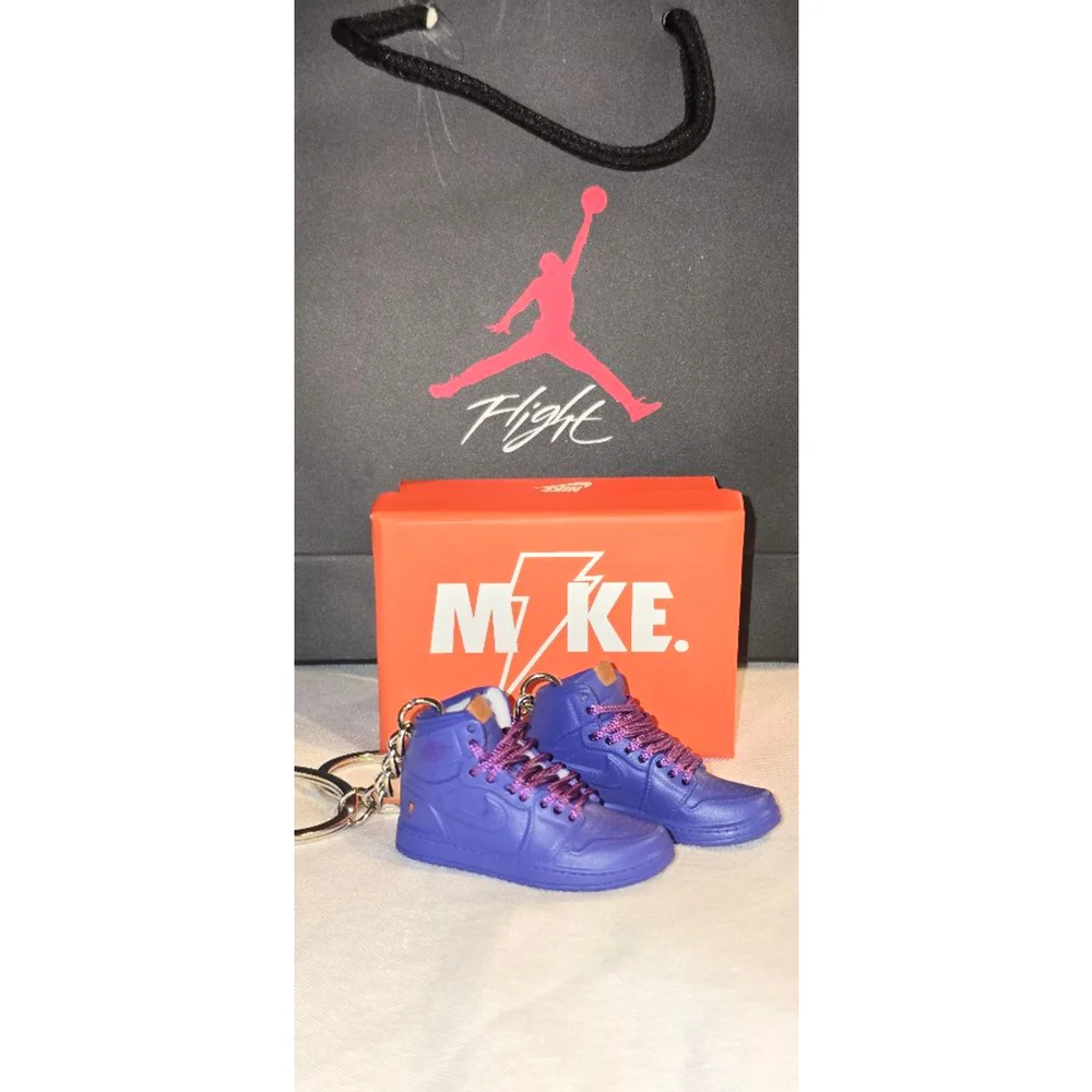 Unisex Purple Sneaker Keychain Set with Box and Bag One Size - Picture 1 of 4